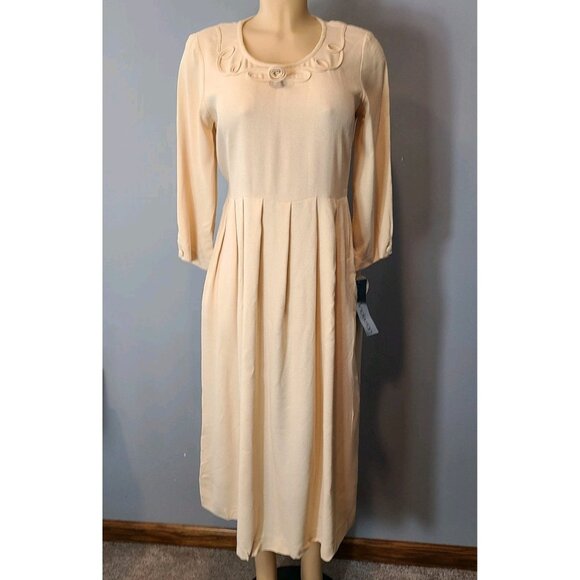 Vtg Carol Anderson Cream Dress Sz 4P Cottage 3D Rose New Pleated 90s Whimsical - Picture 1 of 13